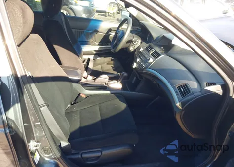 2009 Honda Accord 2.4 Ex from USA, damaged, VIN 1HGCP26789A115754